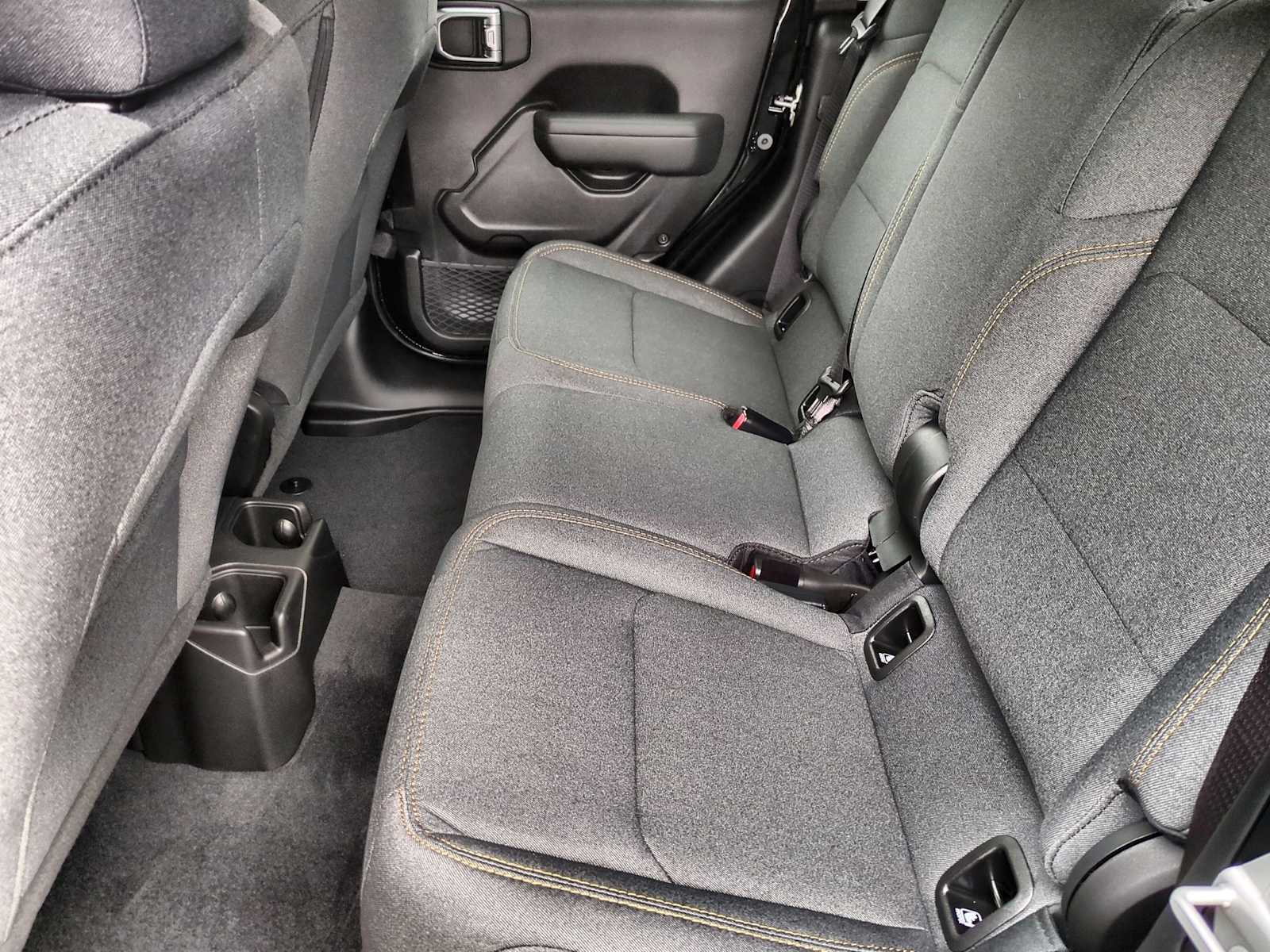 Thumbnail: 2025 Jeep Gladiator - 19