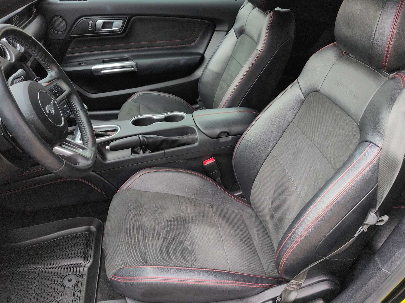 Thumbnail: 2019 Ford Mustang - 17