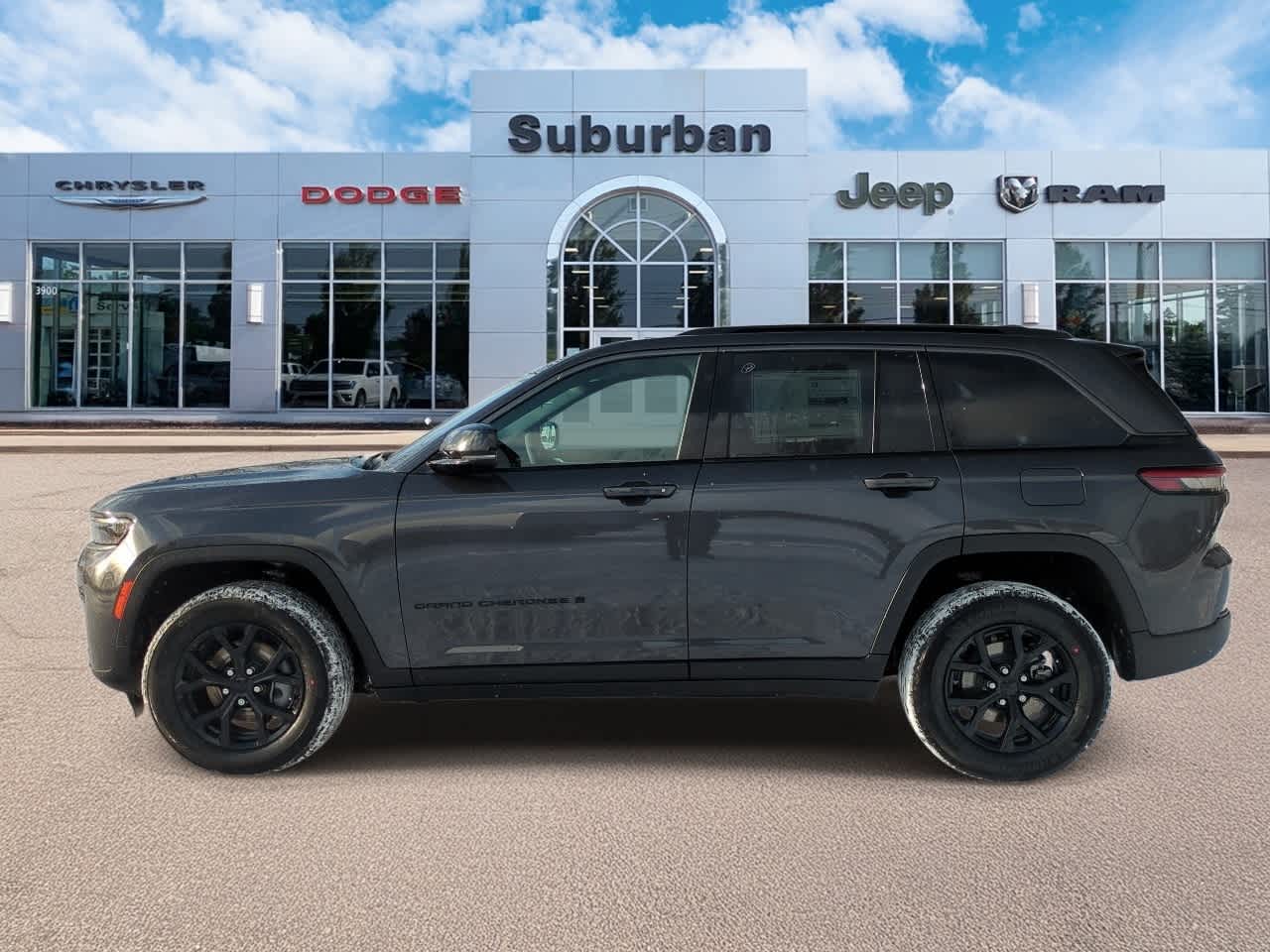 Thumbnail: 2026 Jeep Grand Cherokee - 5