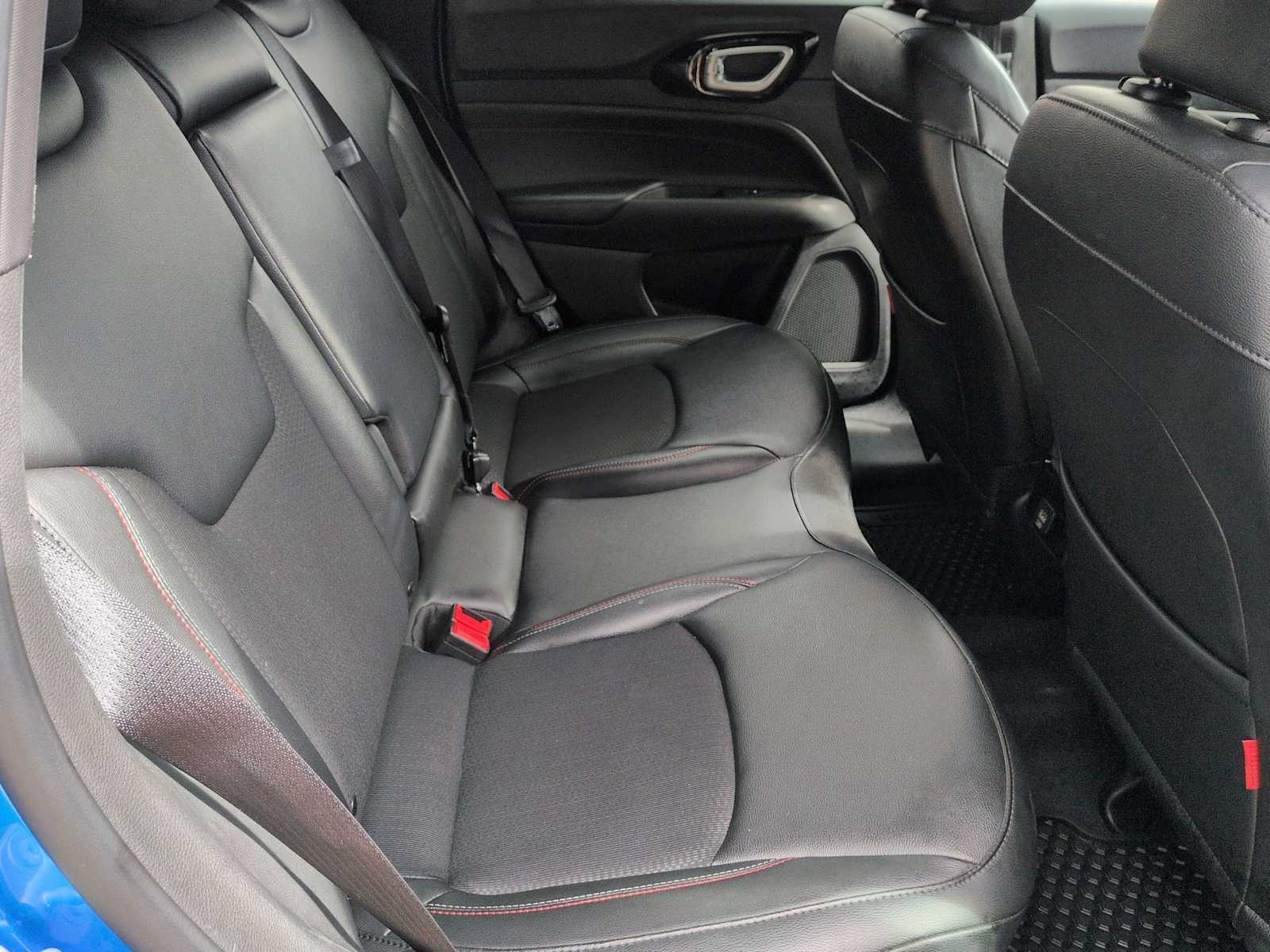 Thumbnail: 2025 Jeep Compass - 21