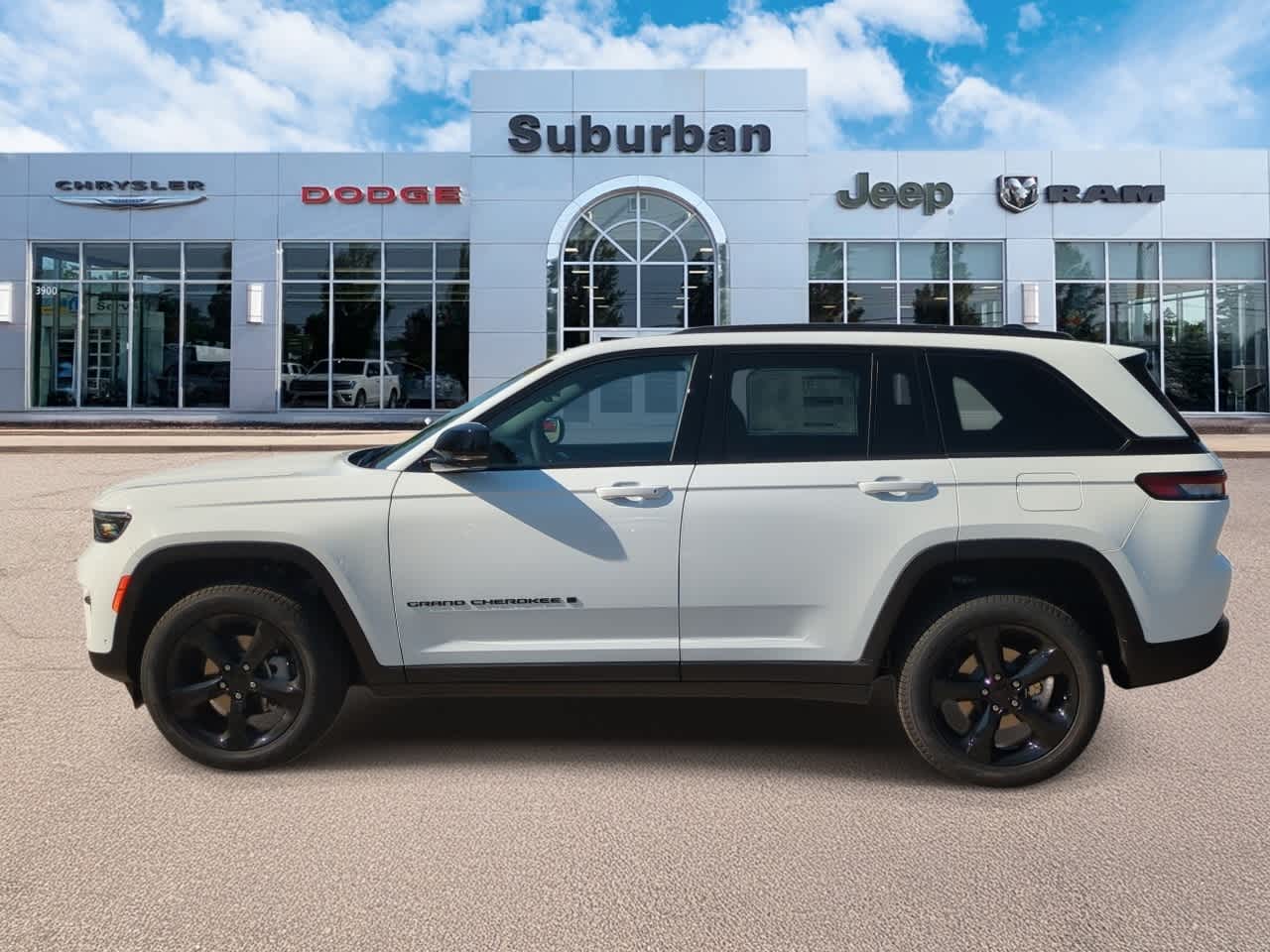 Thumbnail: 2025 Jeep Grand Cherokee - 5