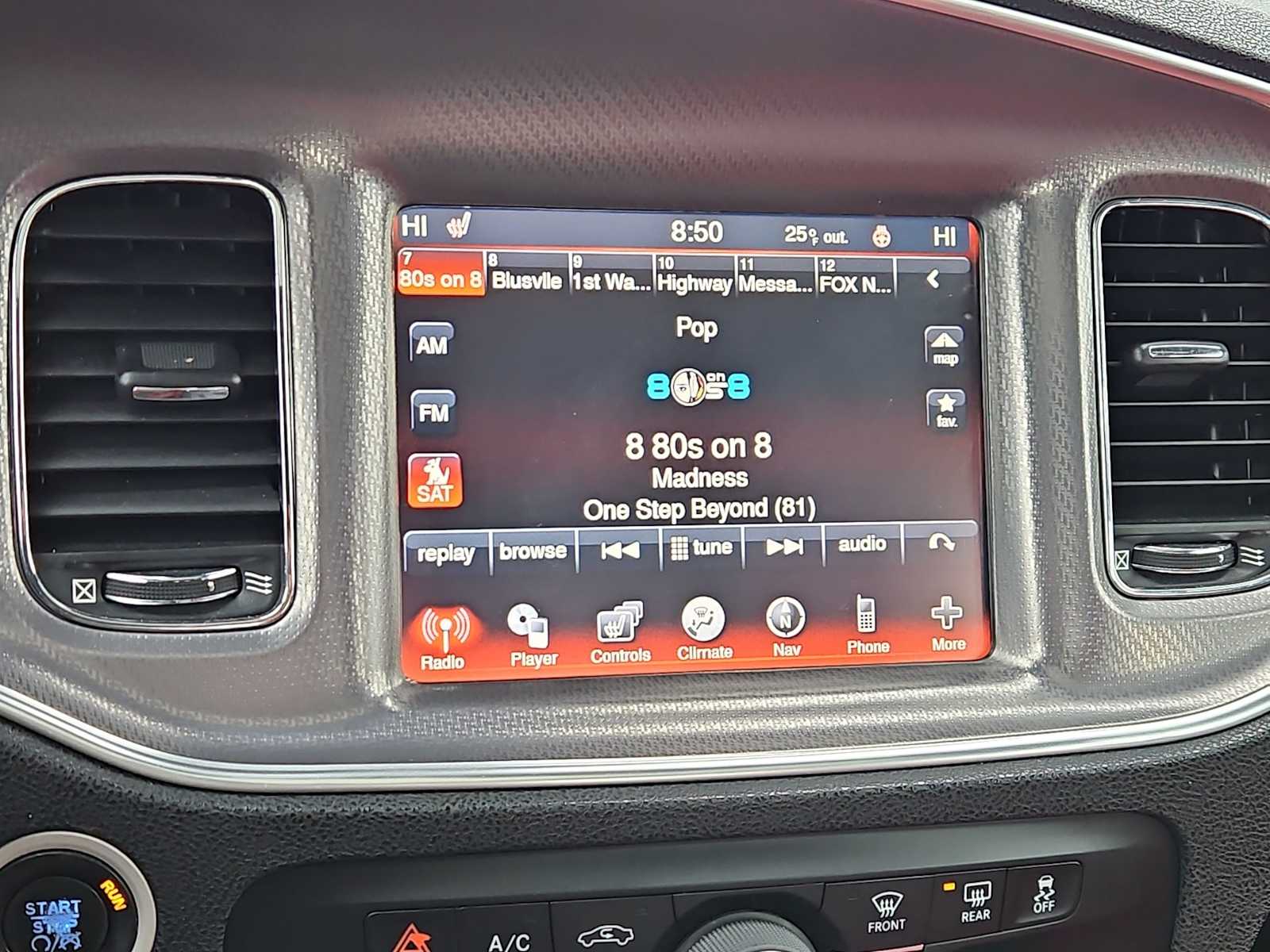 Thumbnail: 2011 Dodge Charger - 35