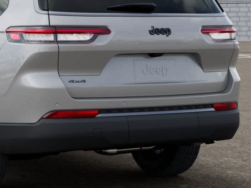 Thumbnail: 2026 Jeep Grand Cherokee L - 13