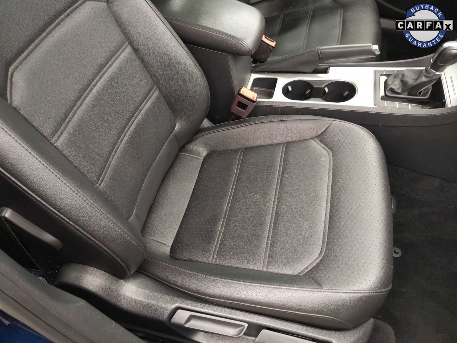 Thumbnail: 2019 Volkswagen Passat - 22