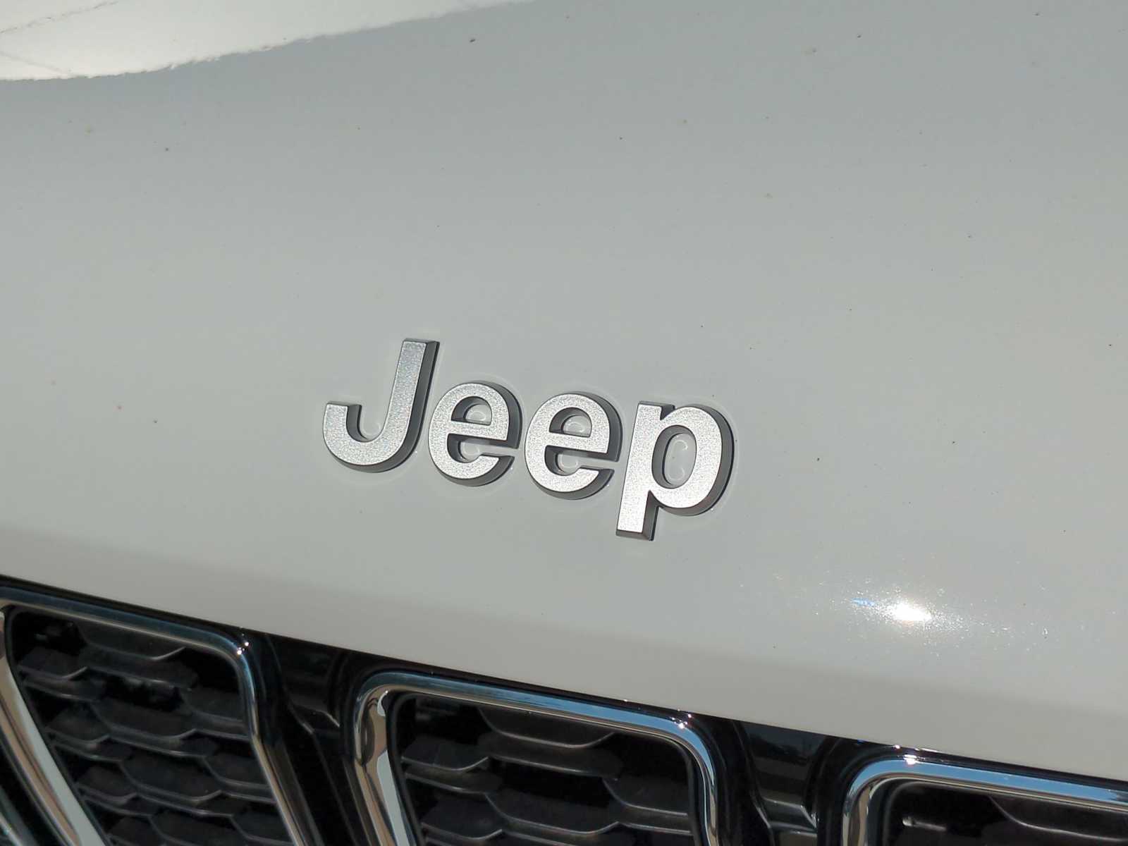 Thumbnail: 2025 Jeep Grand Cherokee - 12