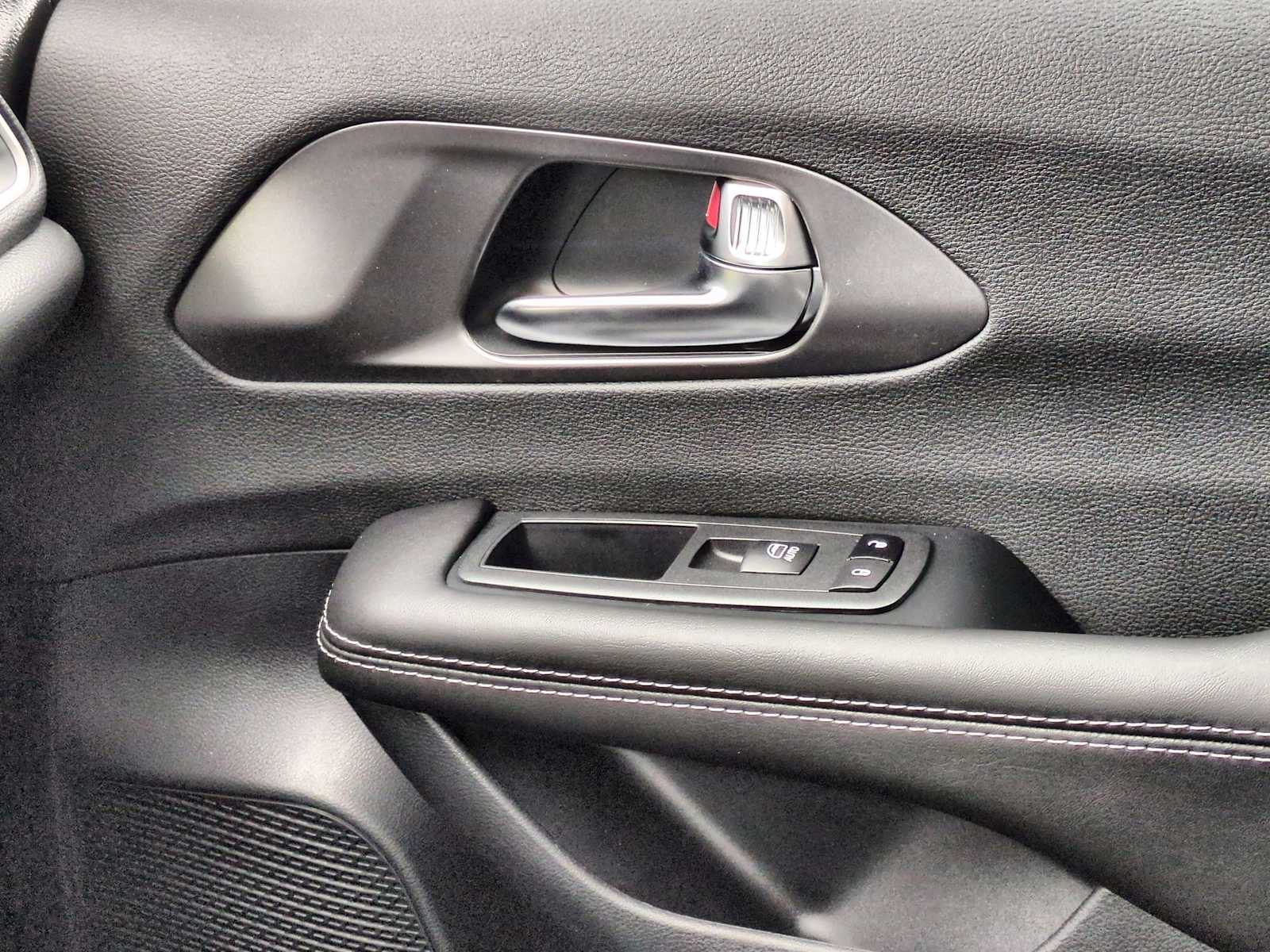 Thumbnail: 2026 Chrysler Pacifica - 37