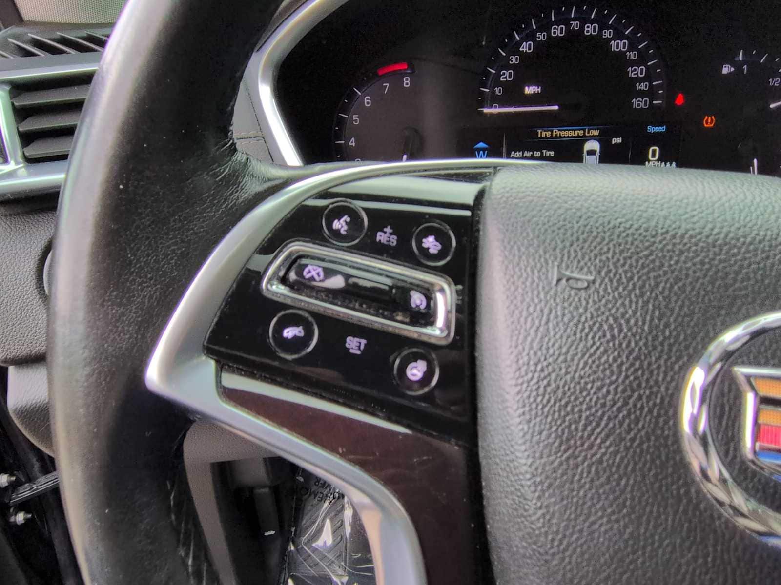 Thumbnail: 2014 Cadillac SRX - 25