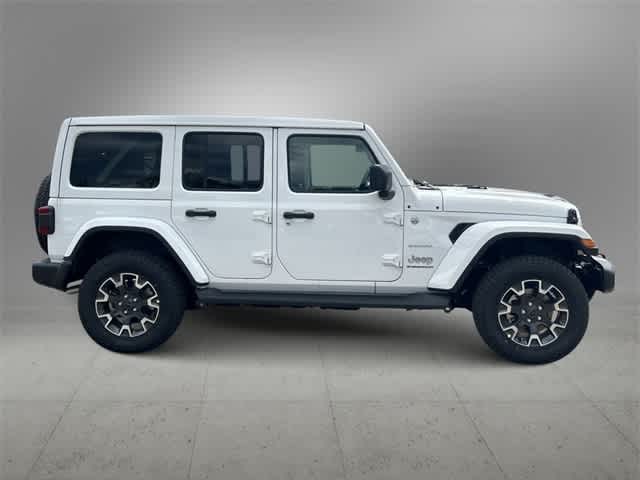 2024 Jeep Wrangler Sahara 8