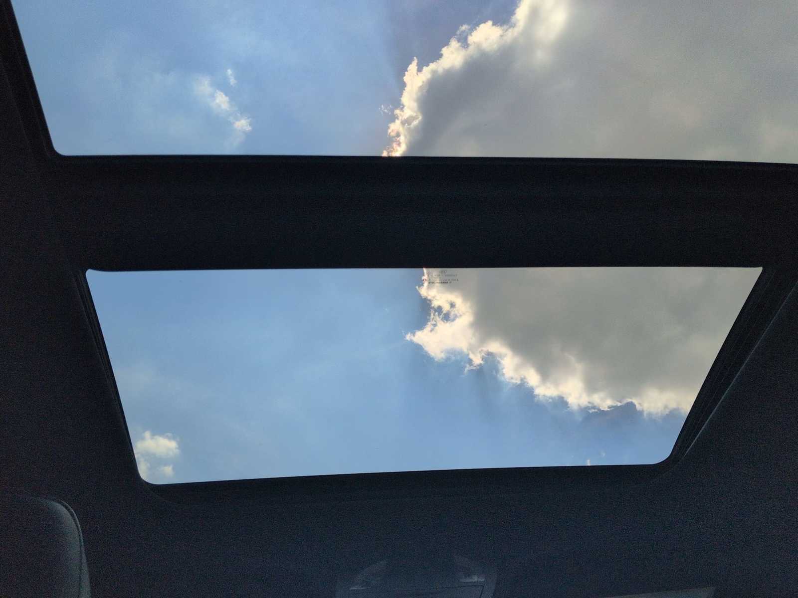 Thumbnail: 2026 Chrysler Pacifica - 23