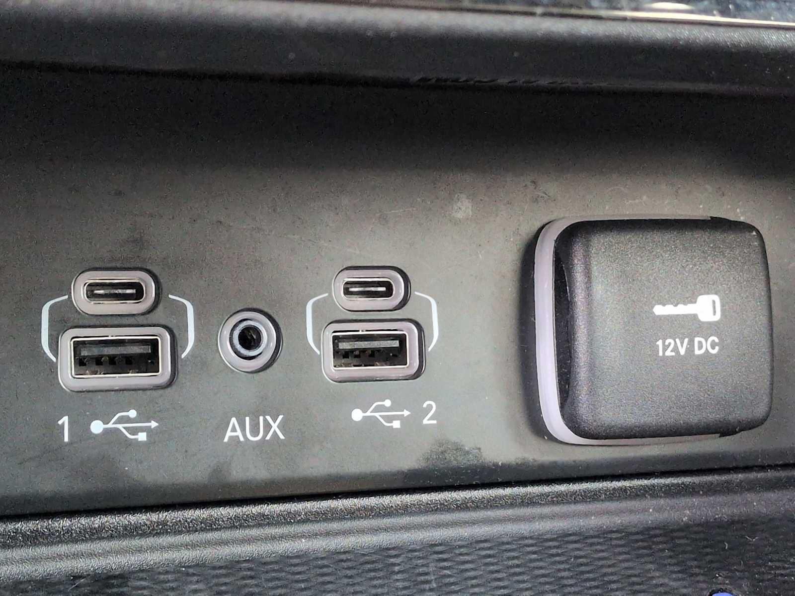 Thumbnail: 2024 Jeep Grand Cherokee - 30