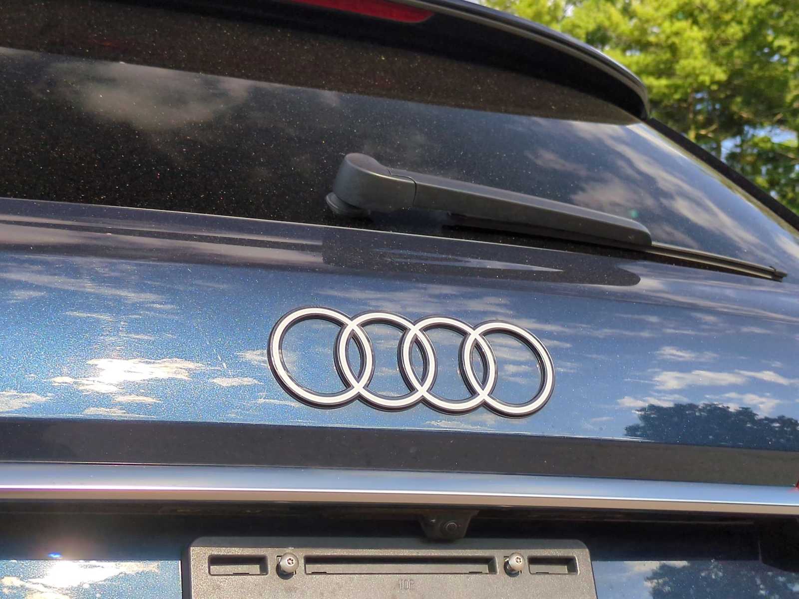 Thumbnail: 2025 Audi Q7 - 12