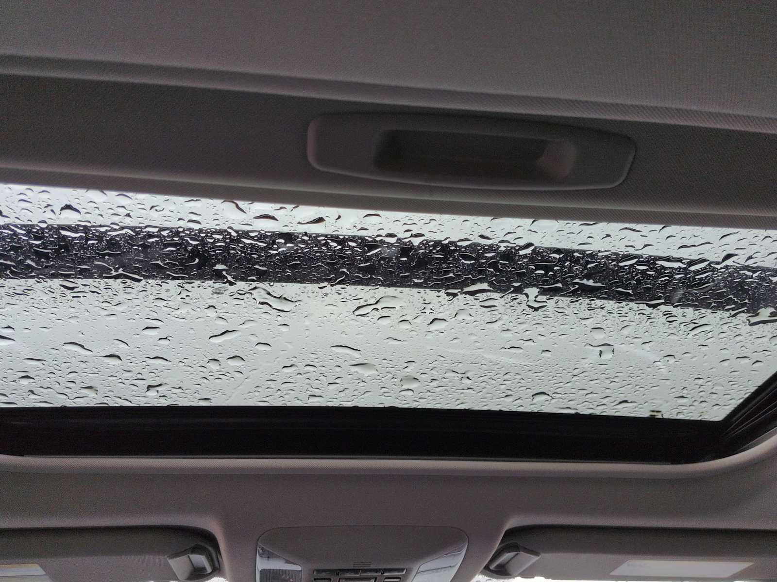 Thumbnail: 2020 Toyota RAV4 - 23