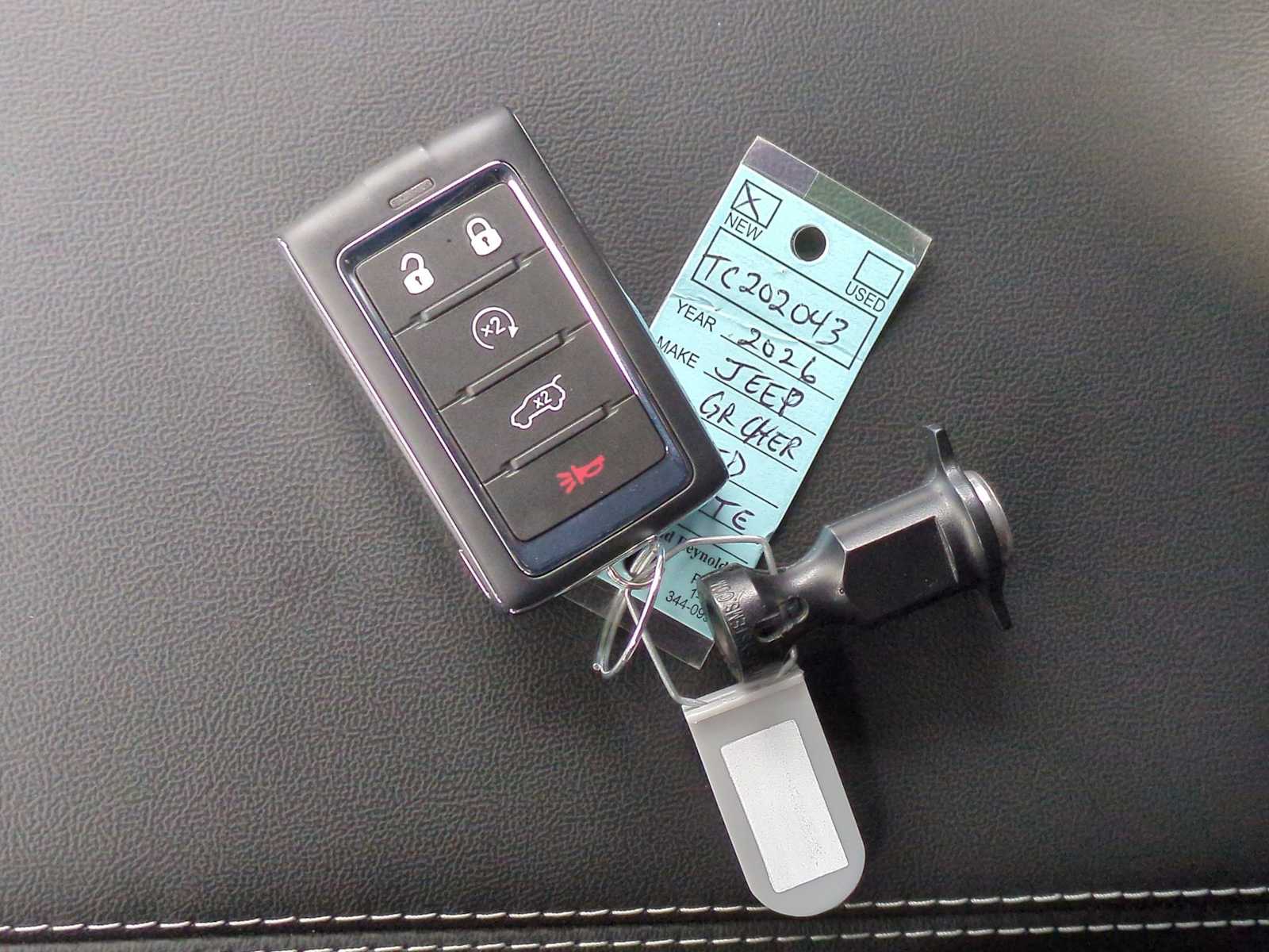 Thumbnail: 2026 Jeep Grand Cherokee - 30