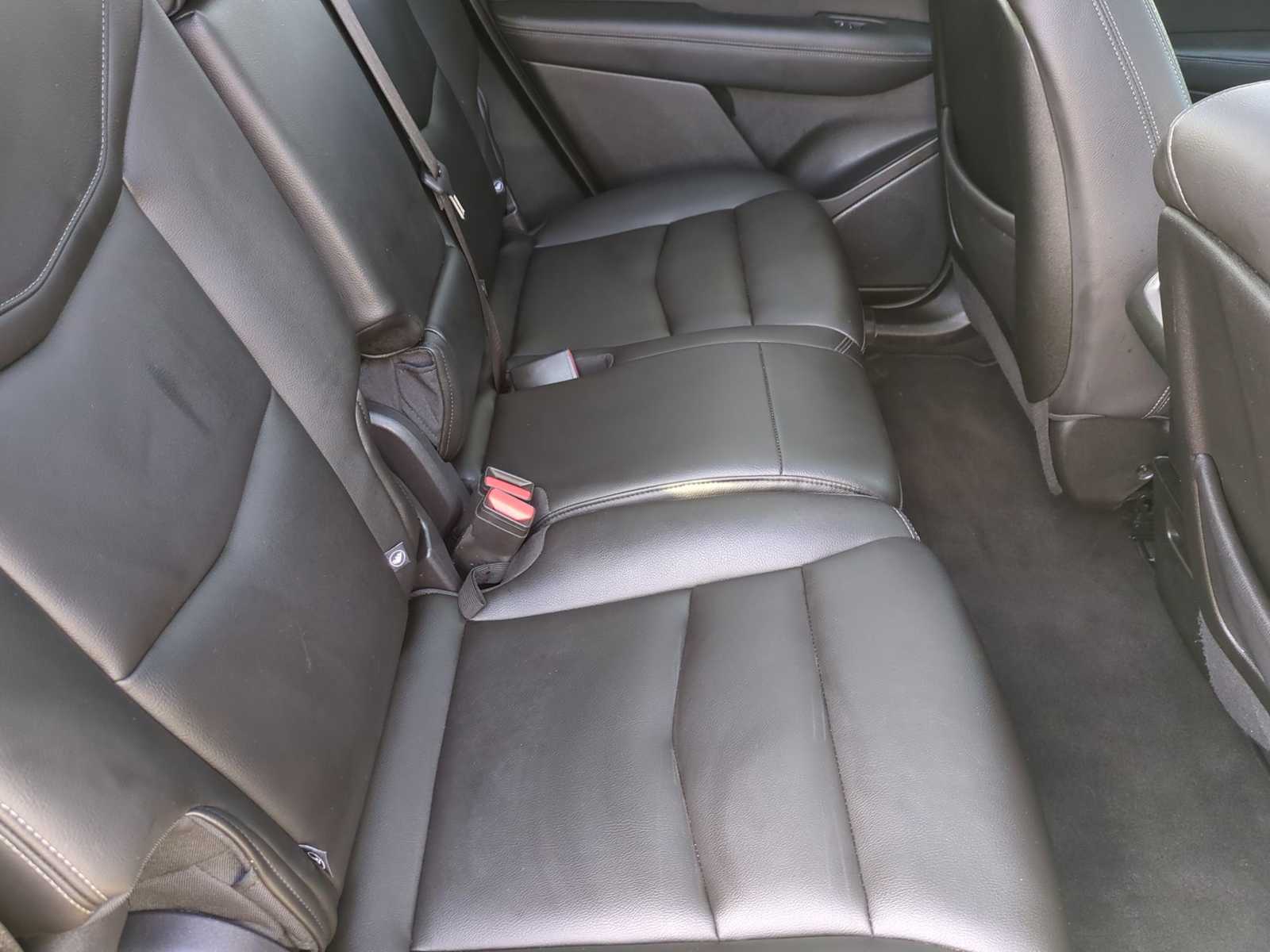 Thumbnail: 2024 Cadillac XT6 - 21