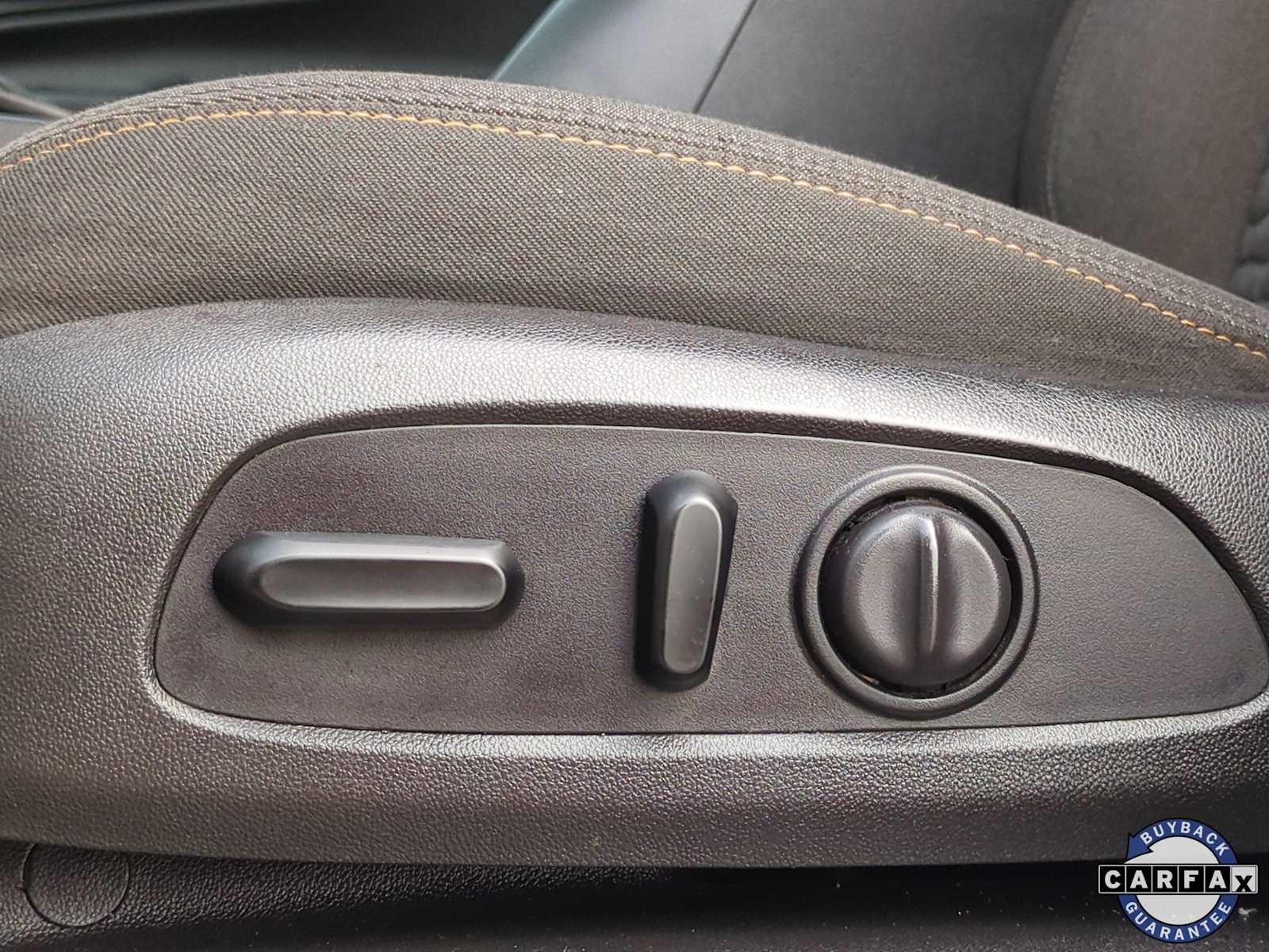 Thumbnail: 2019 Chevrolet Equinox - 18
