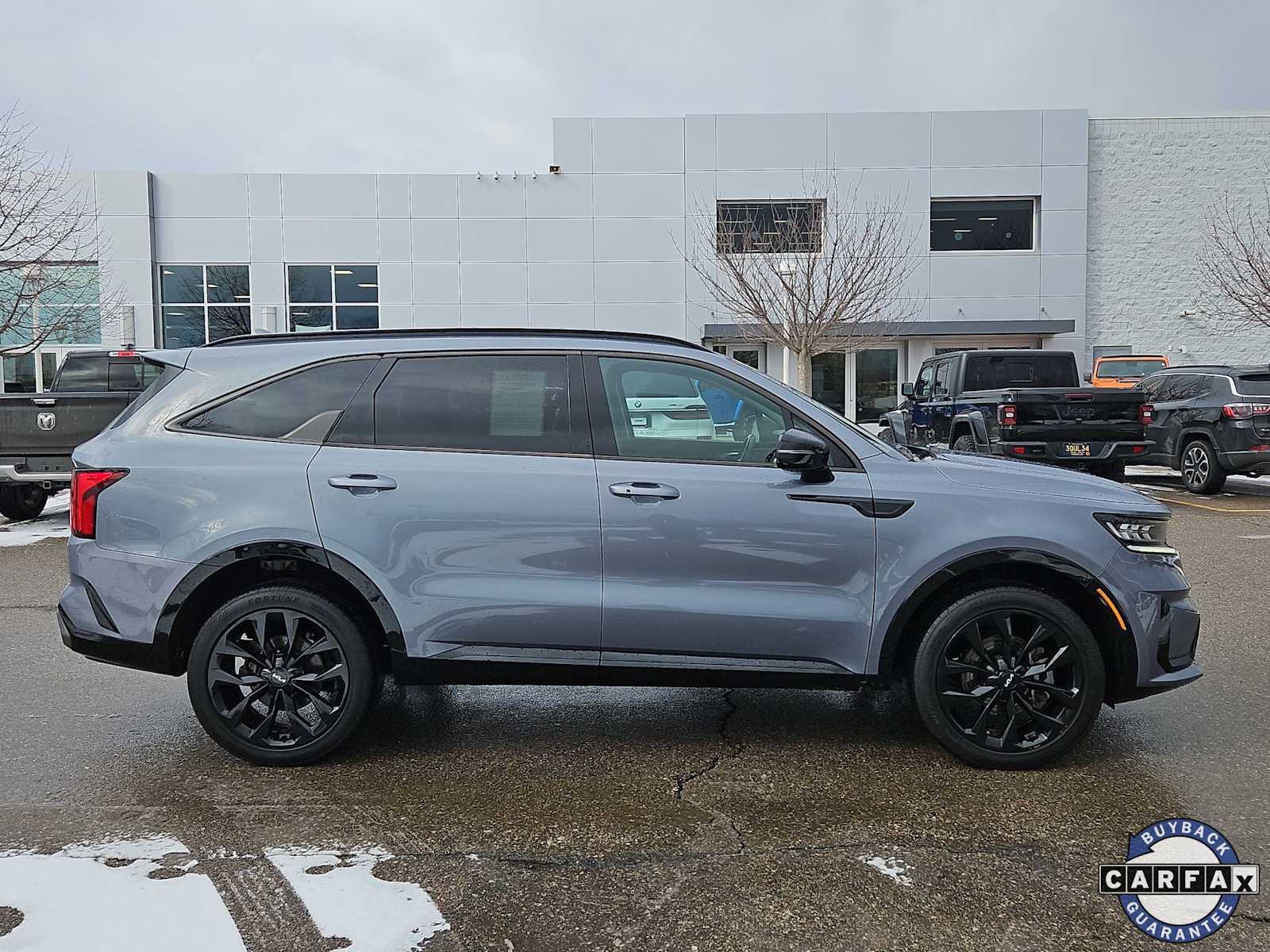 Thumbnail: 2022 Kia Sorento - 15