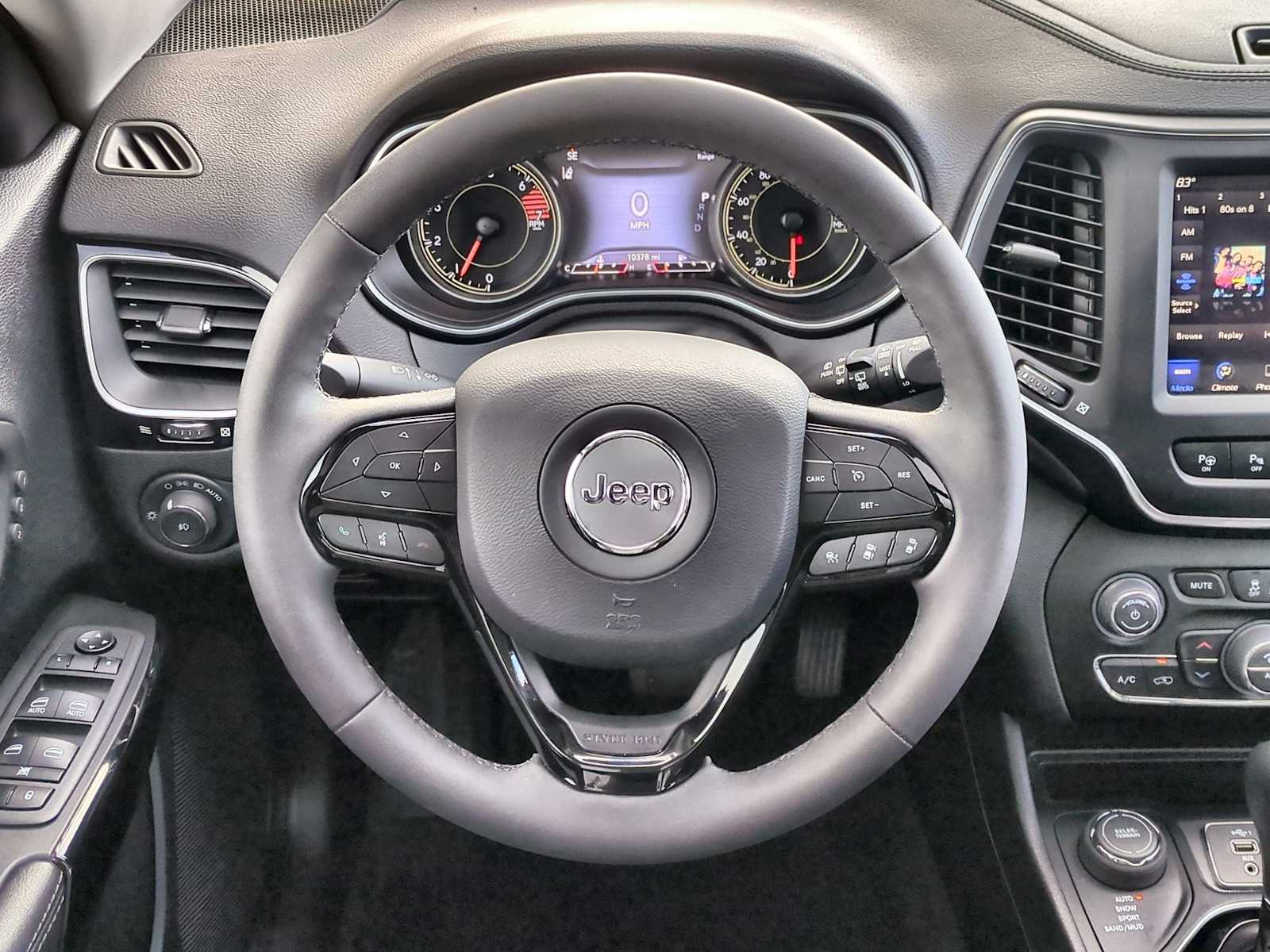 Thumbnail: 2023 Jeep Cherokee - 24