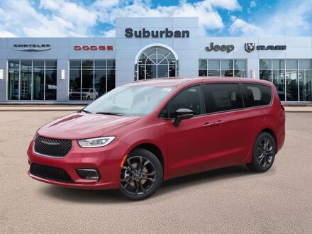 2026 Chrysler Pacifica Select Passenger Van