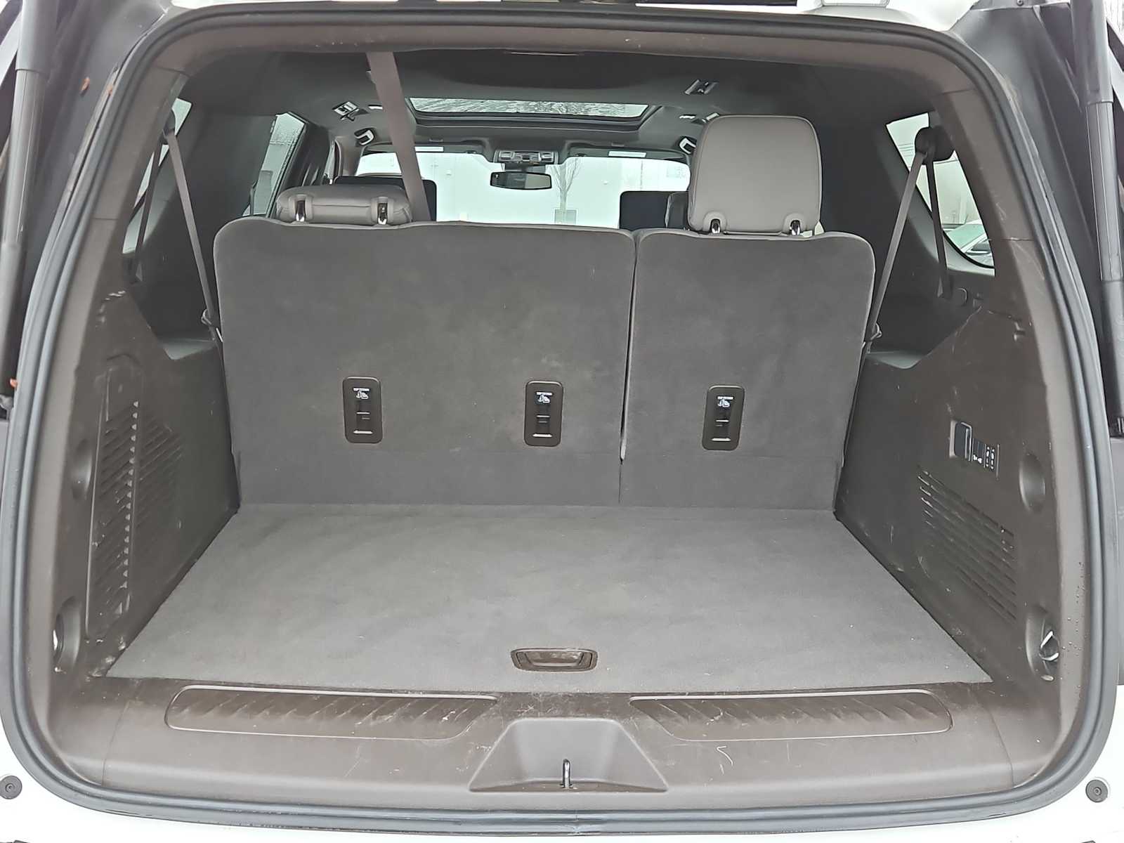 Thumbnail: 2024 GMC Yukon XL - 36