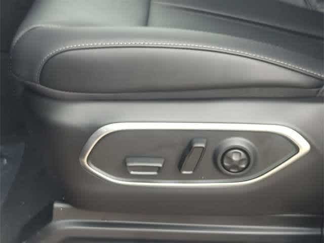 Thumbnail: 2025 Jeep Wagoneer - 17