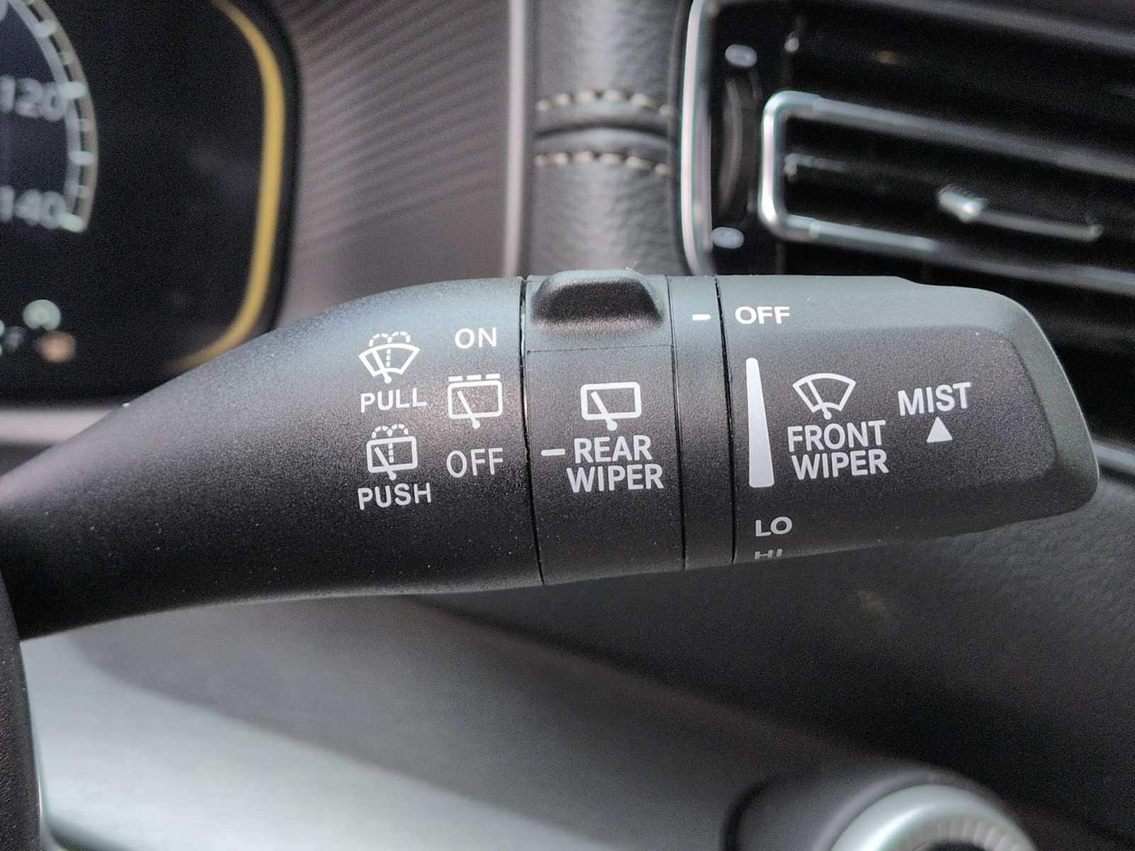 Thumbnail: 2025 Jeep Wagoneer - 25