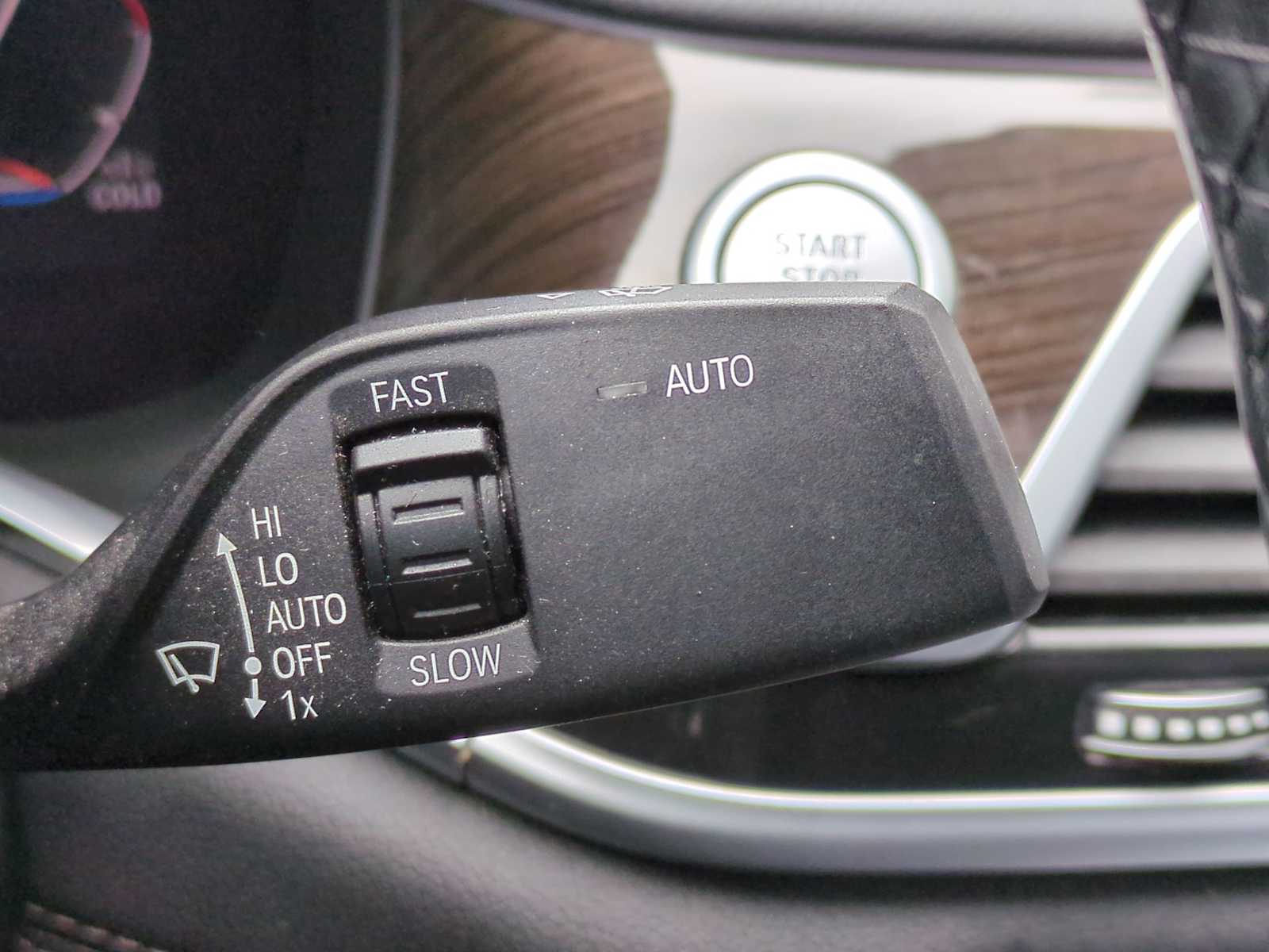 Thumbnail: 2020 BMW 7 Series - 27