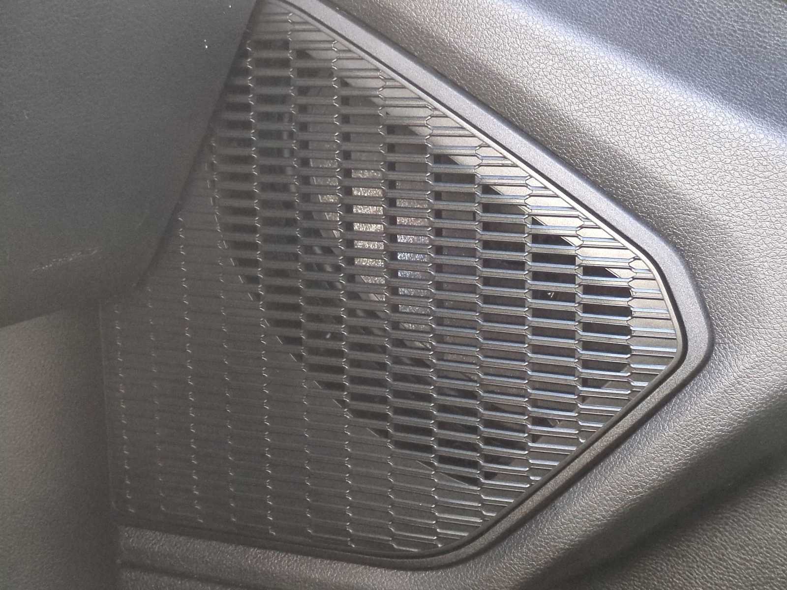 Thumbnail: 2025 Jeep Grand Cherokee - 30