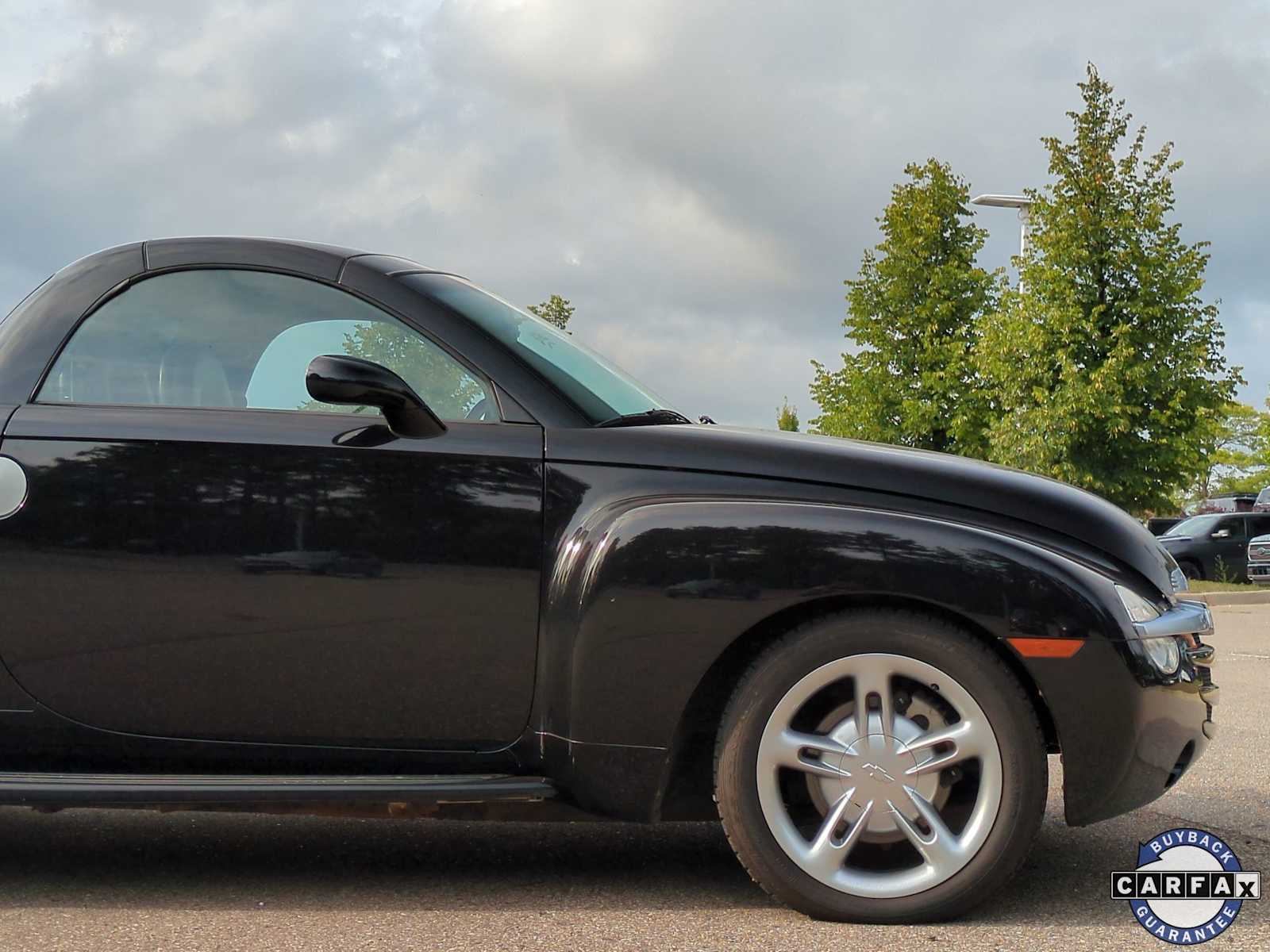 Thumbnail: 2005 Chevrolet SSR - 31