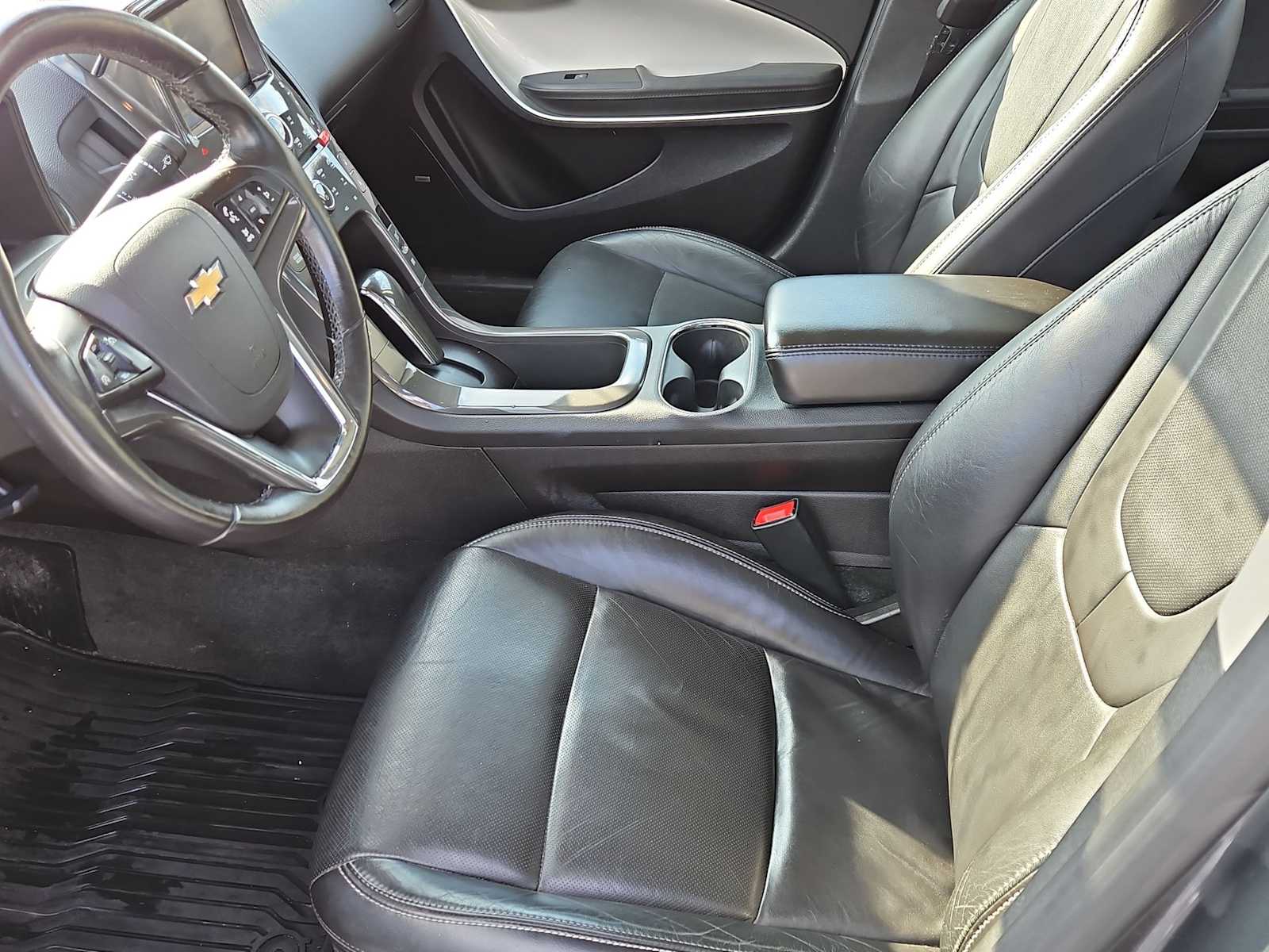 Thumbnail: 2011 Chevrolet Volt - 24