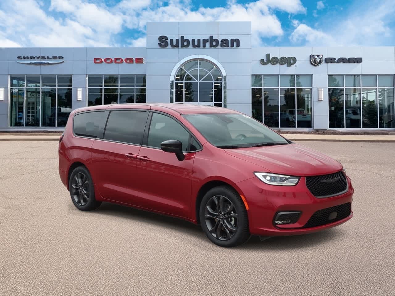 2026 Chrysler Pacifica photo 2