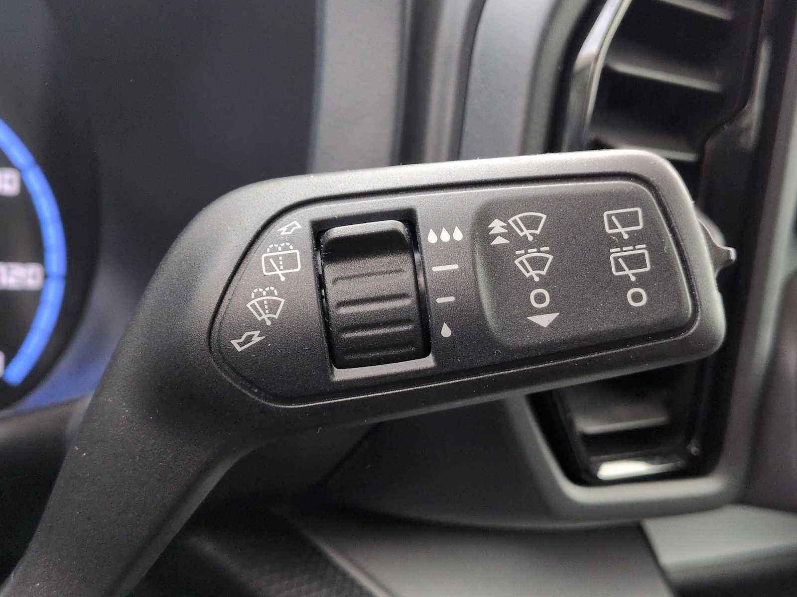 Thumbnail: 2022 Ford Bronco Sport - 24