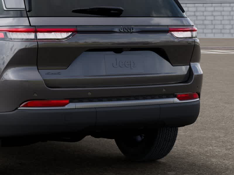 Thumbnail: 2026 Jeep Grand Cherokee - 13