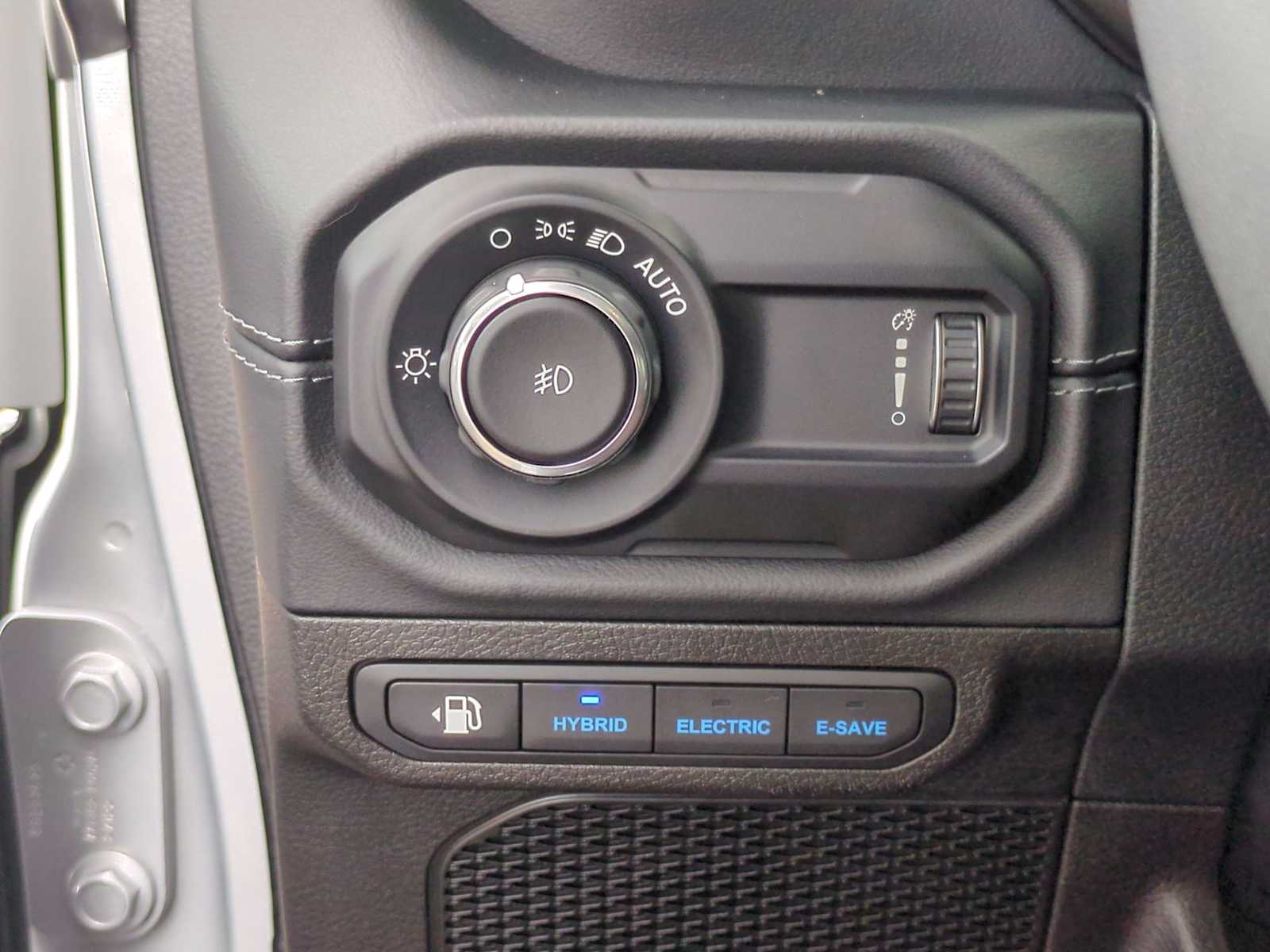 Thumbnail: 2024 Jeep Wrangler - 39