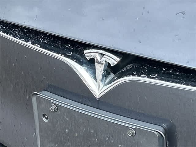 2016 Tesla Model S  11