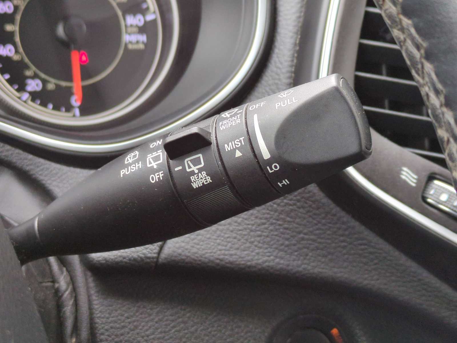 Thumbnail: 2019 Jeep Cherokee - 26