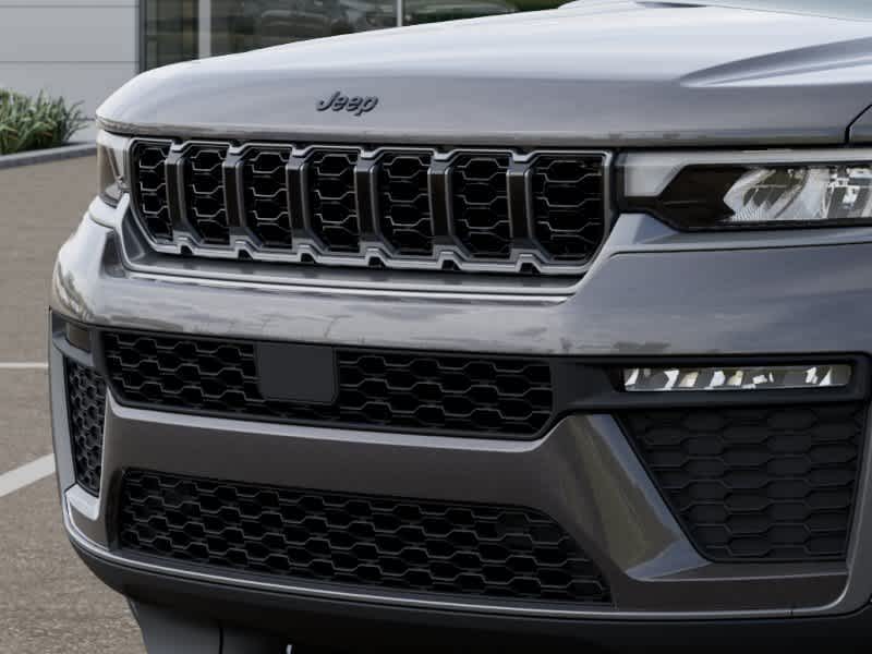 Thumbnail: 2026 Jeep Grand Cherokee L - 11