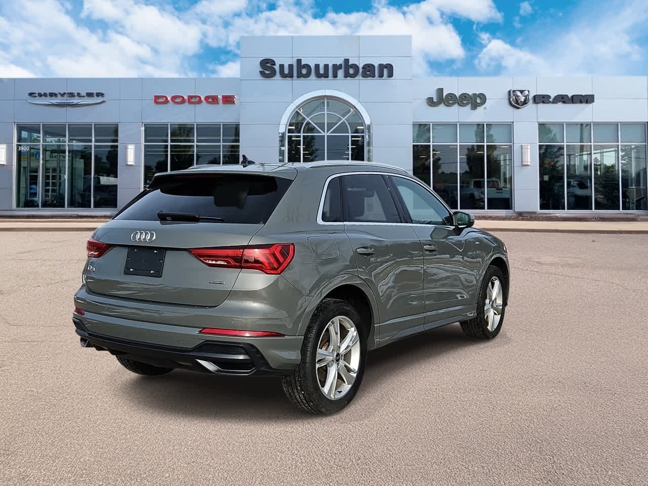Thumbnail: 2022 Audi Q3 - 8