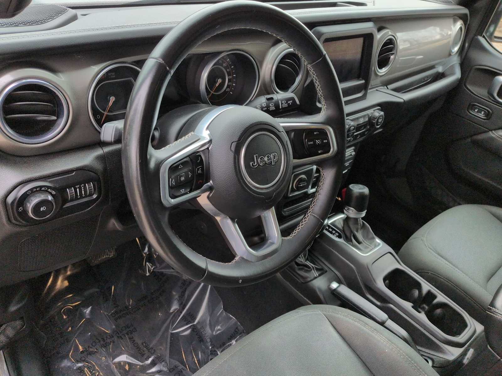 Thumbnail: 2018 Jeep Wrangler - 10