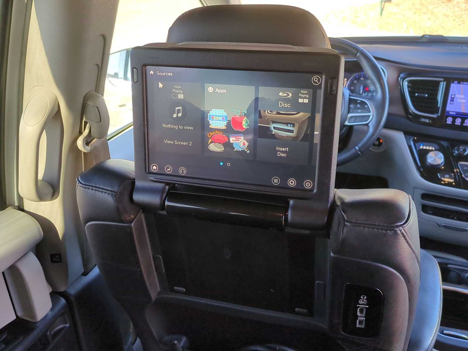 Thumbnail: 2017 Chrysler Pacifica - 37