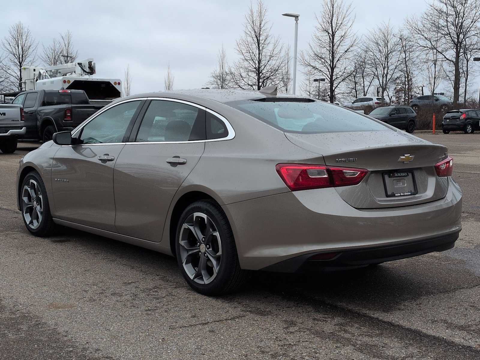 Thumbnail: 2023 Chevrolet Malibu - 12