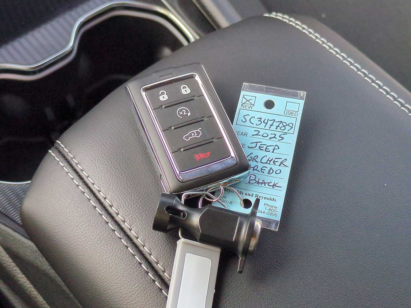 Thumbnail: 2025 Jeep Grand Cherokee - 33