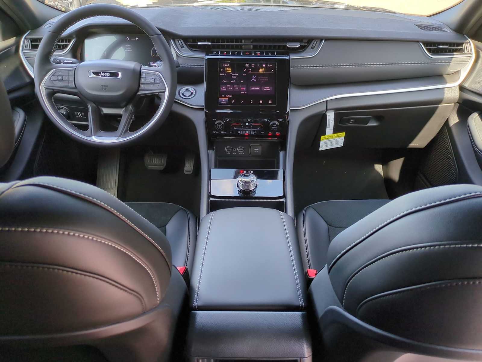 Thumbnail: 2025 Jeep Grand Cherokee - 15