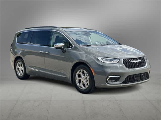 Used 2023 Chrysler Pacifica Limited with VIN 2C4RC1GG1PR563307 for sale in Ann Arbor, MI