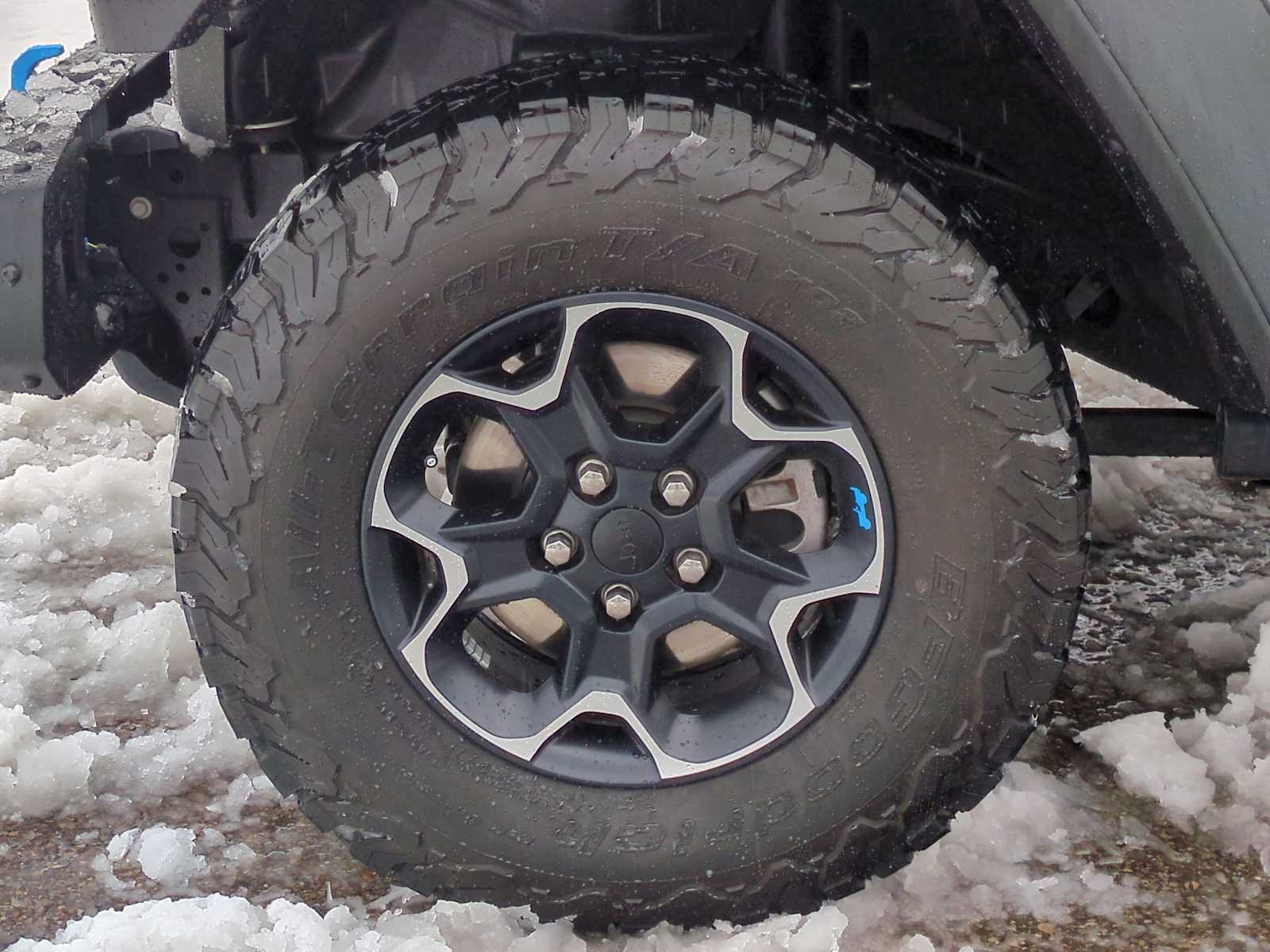 Thumbnail: 2022 Jeep Wrangler - 14