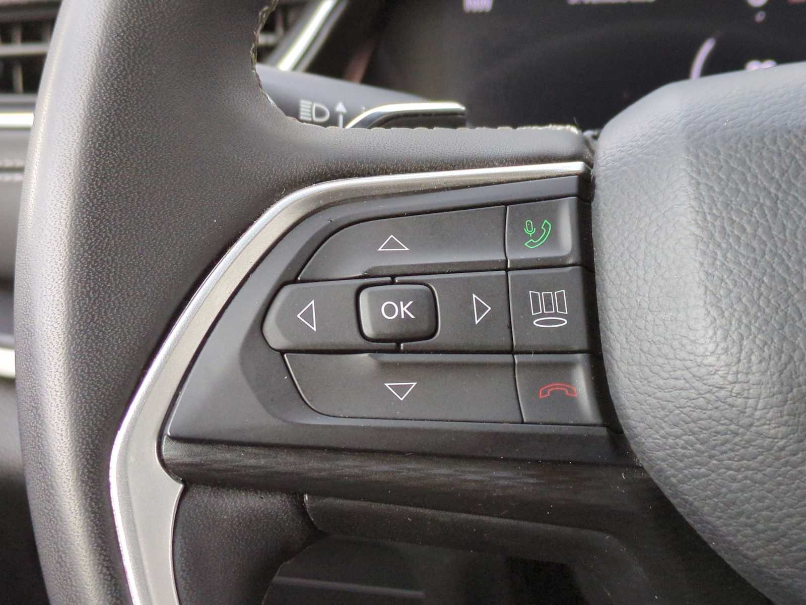 Thumbnail: 2025 Jeep Grand Cherokee - 23