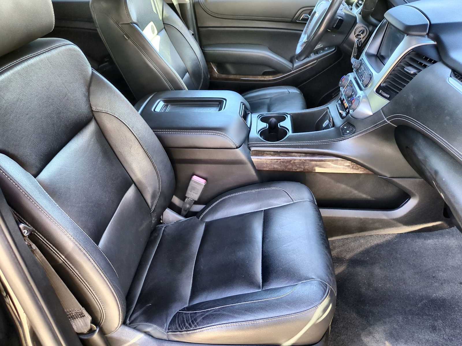 Thumbnail: 2019 Chevrolet Tahoe - 21