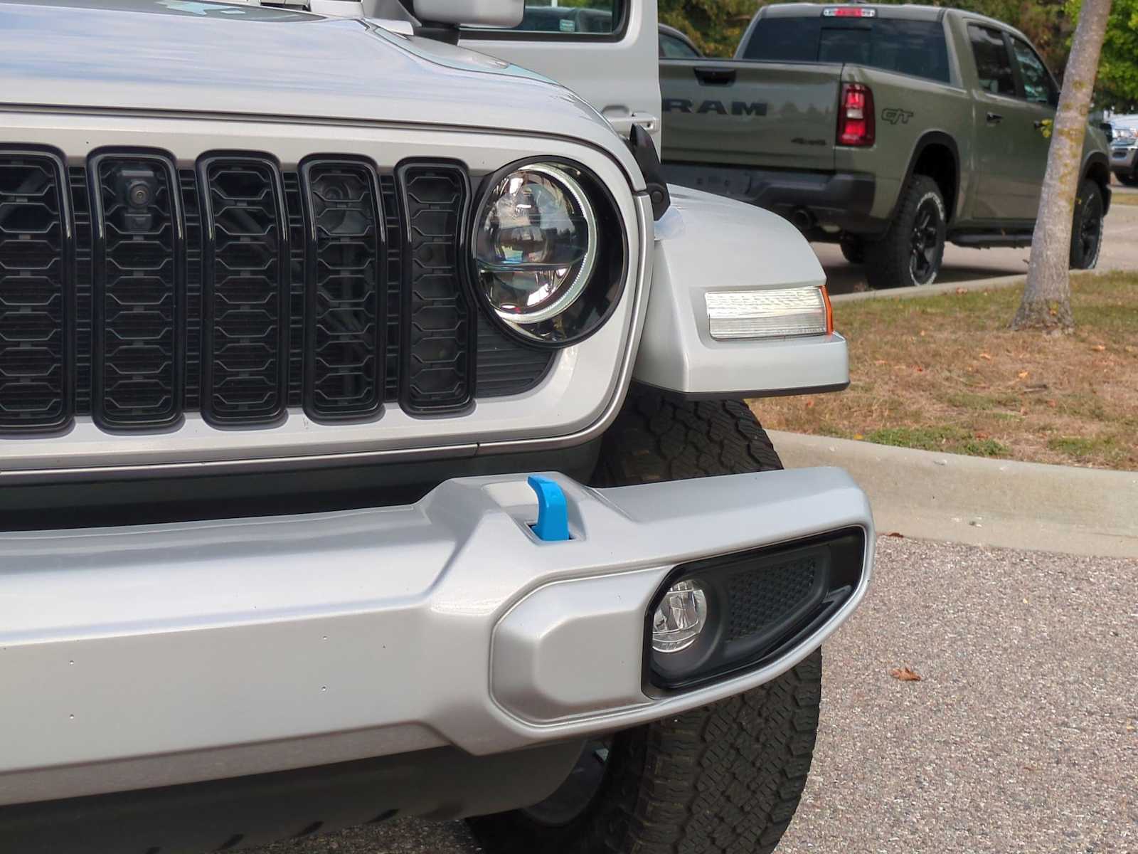 Thumbnail: 2024 Jeep Wrangler - 11