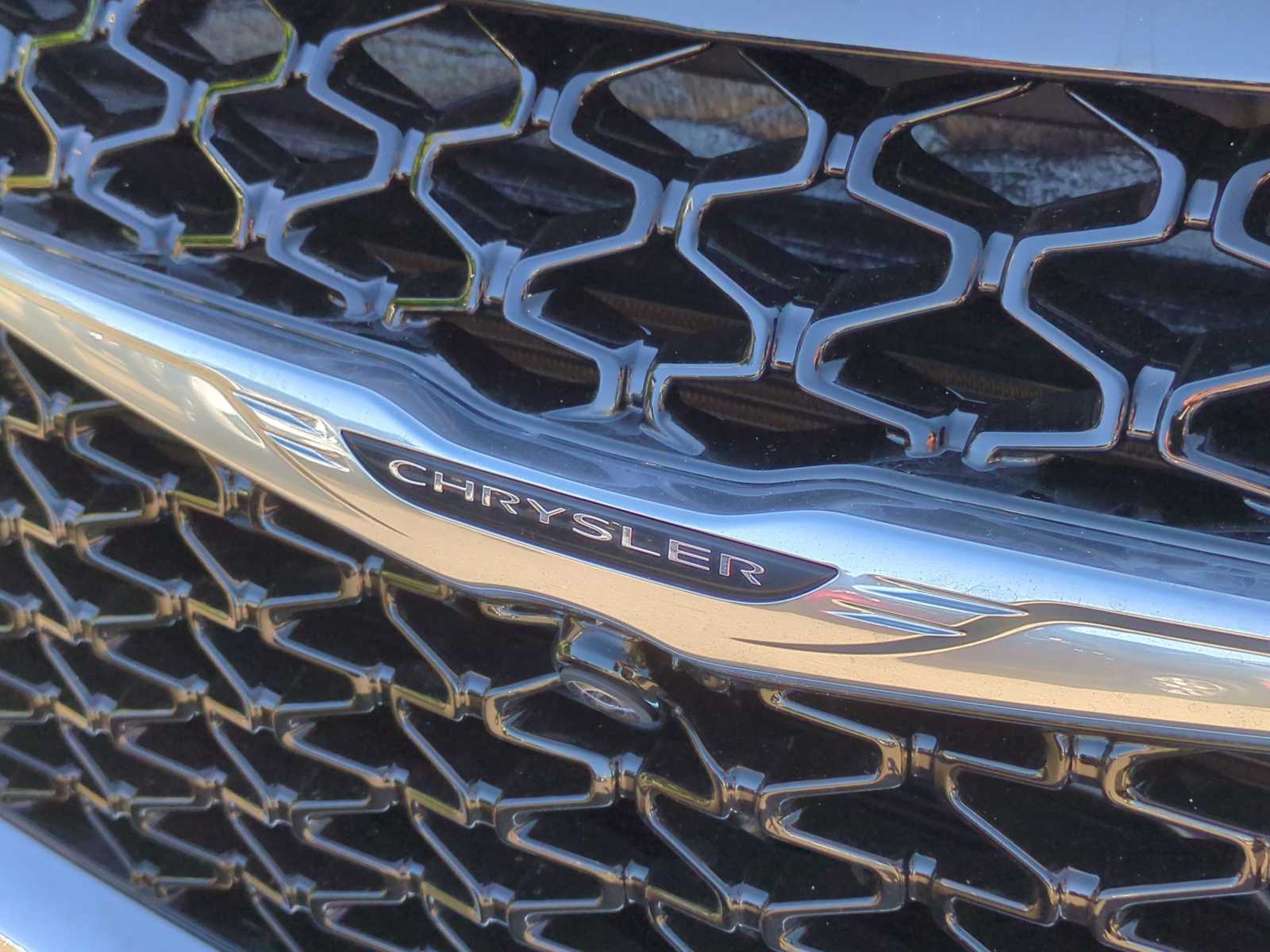 Thumbnail: 2026 Chrysler Pacifica - 12