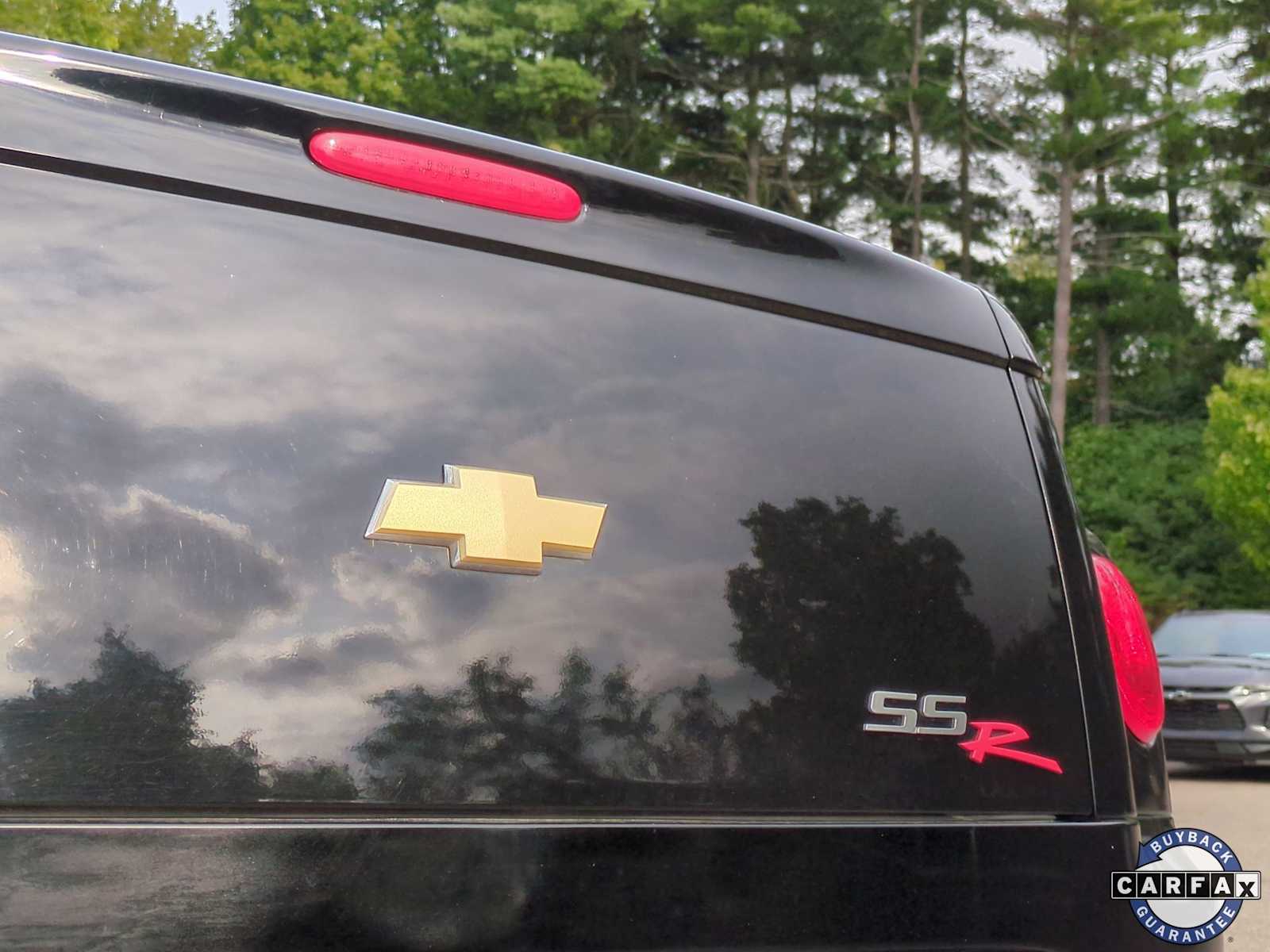 Thumbnail: 2005 Chevrolet SSR - 33