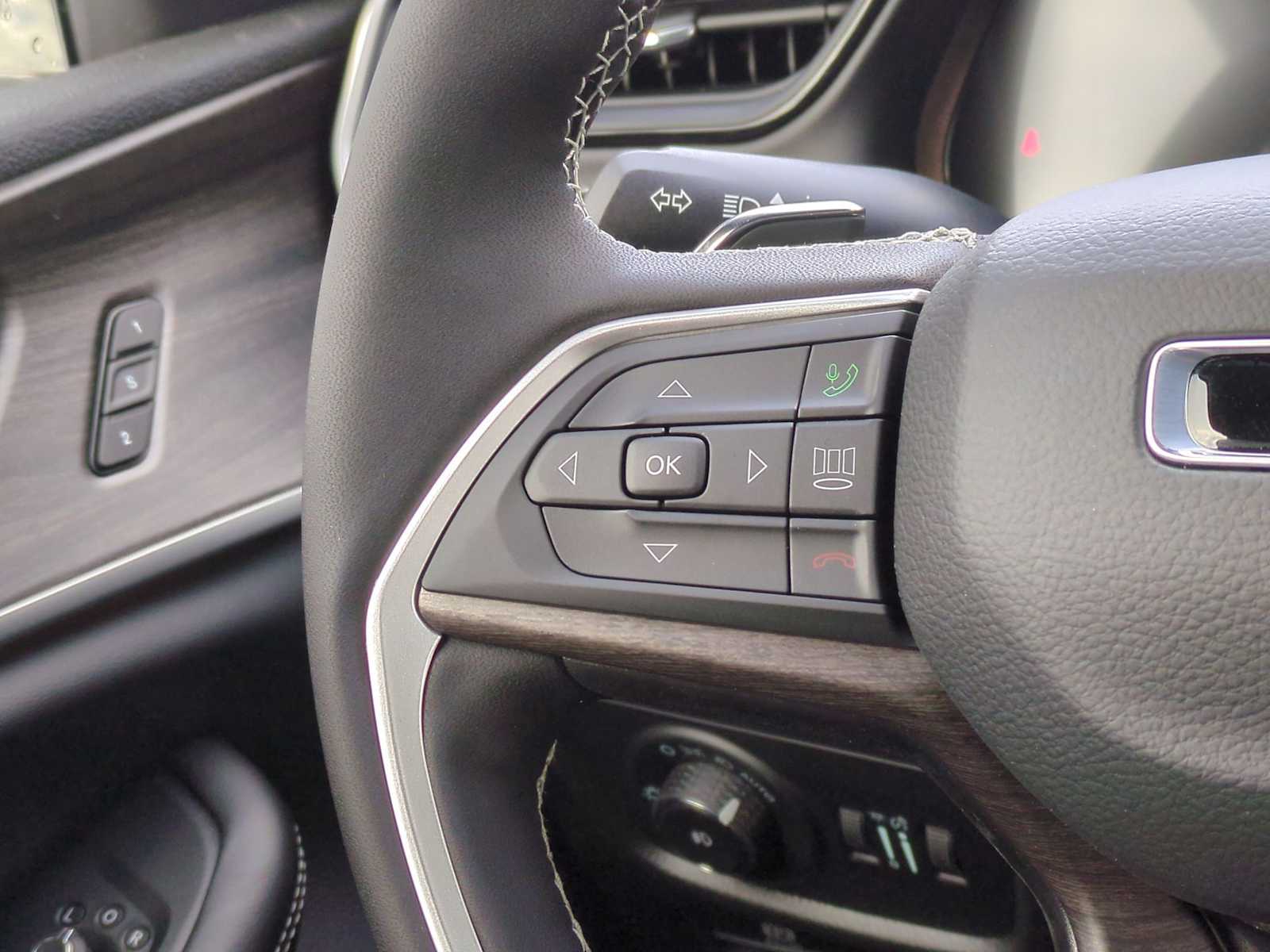 Thumbnail: 2026 Jeep Grand Cherokee - 19